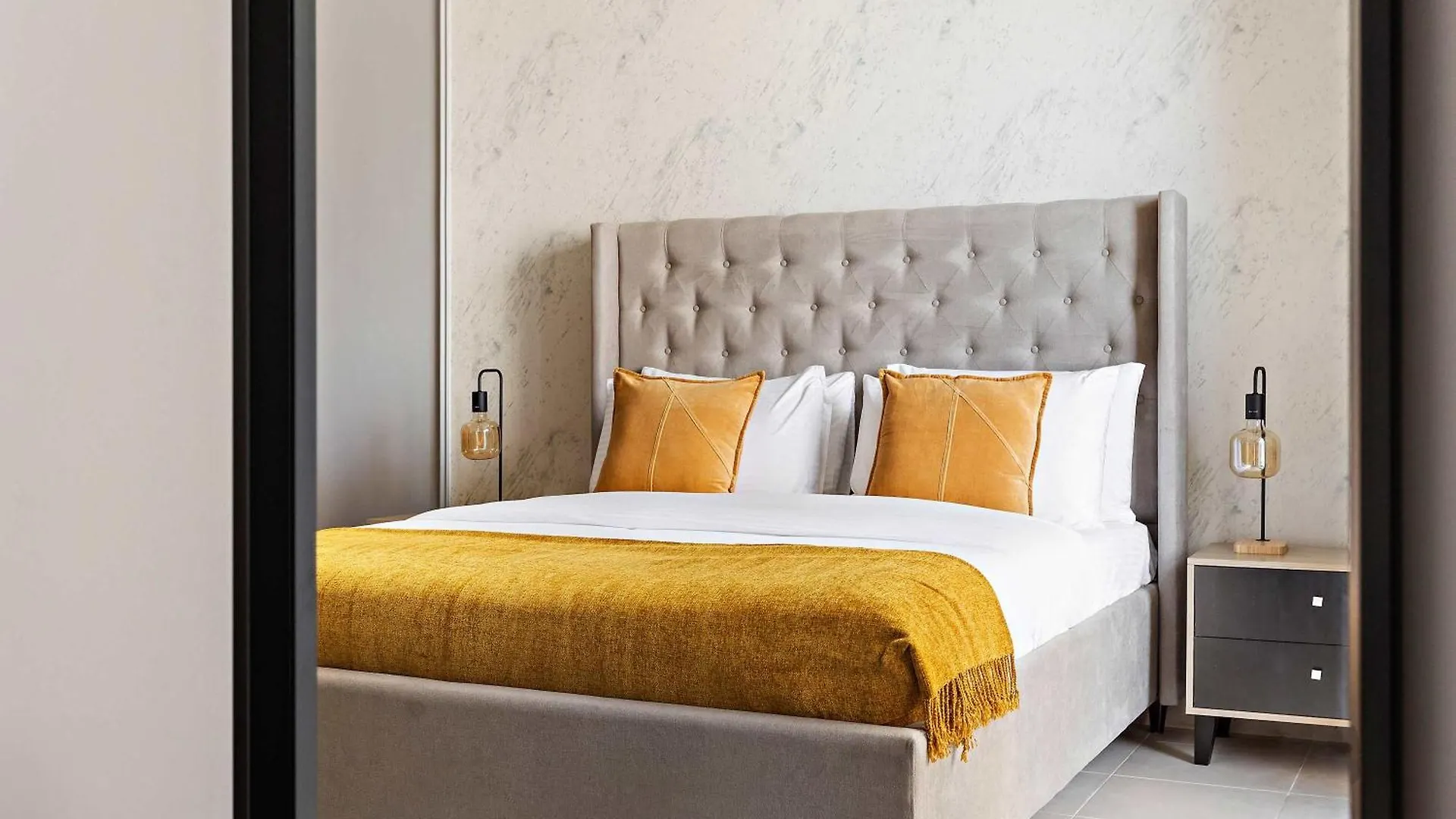 Silkhaus Spacious Studio In Boulevard Central With Gym & Pool Dubai Apartment
