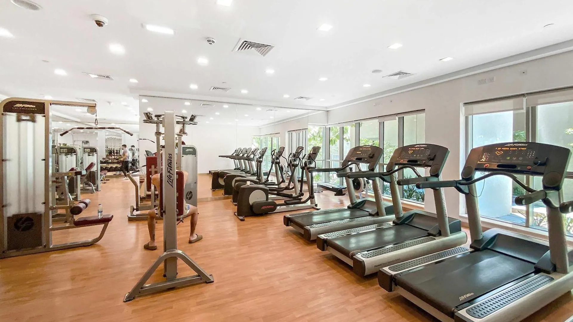 Apartment Silkhaus Spacious Studio In Boulevard Central With Gym & Pool Dubai